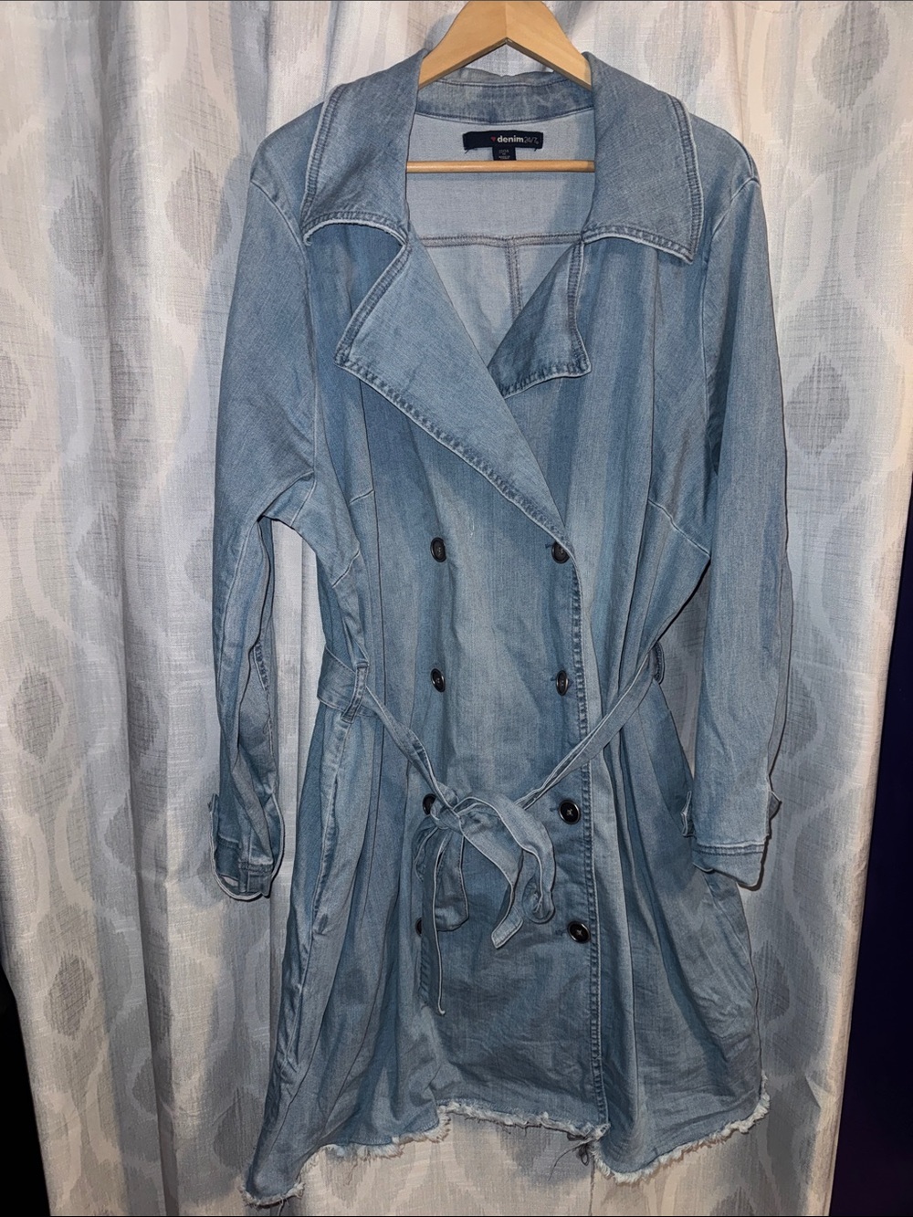Denim 24/7 Long Denim Jacket Light-Medium Wash Size 1X (22/24)